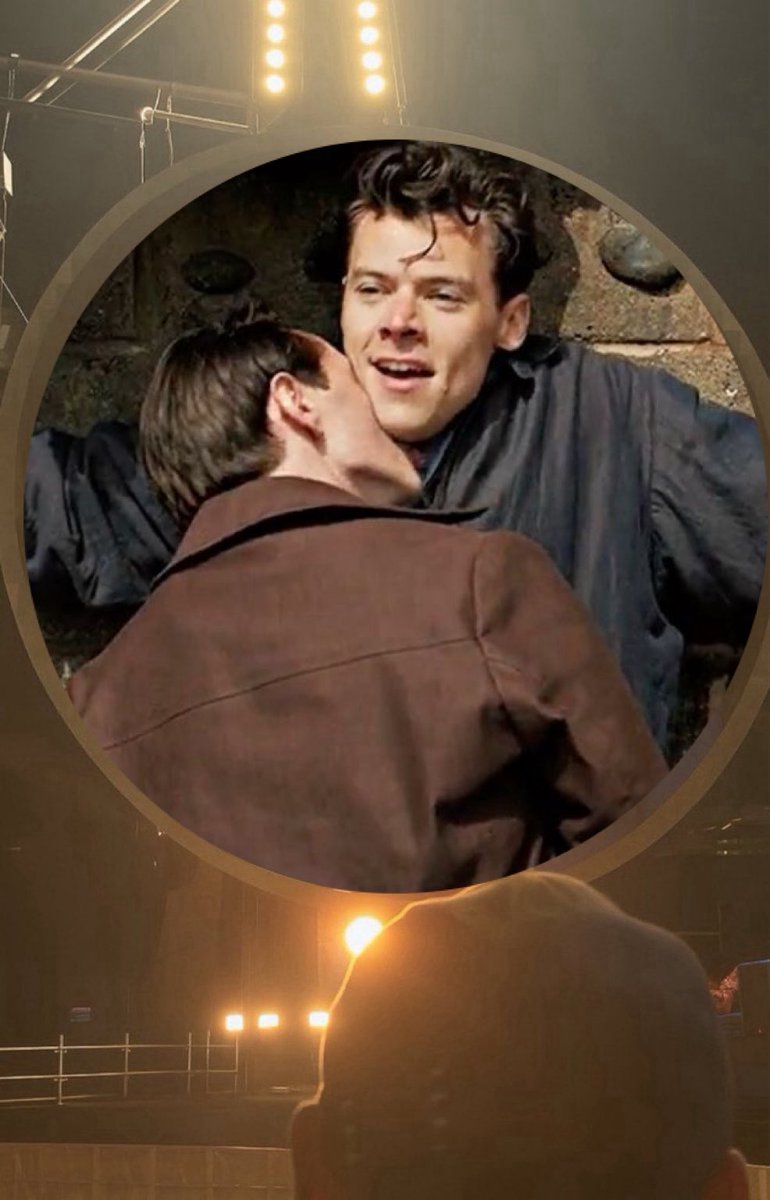 at the COLDPLAY concert?!