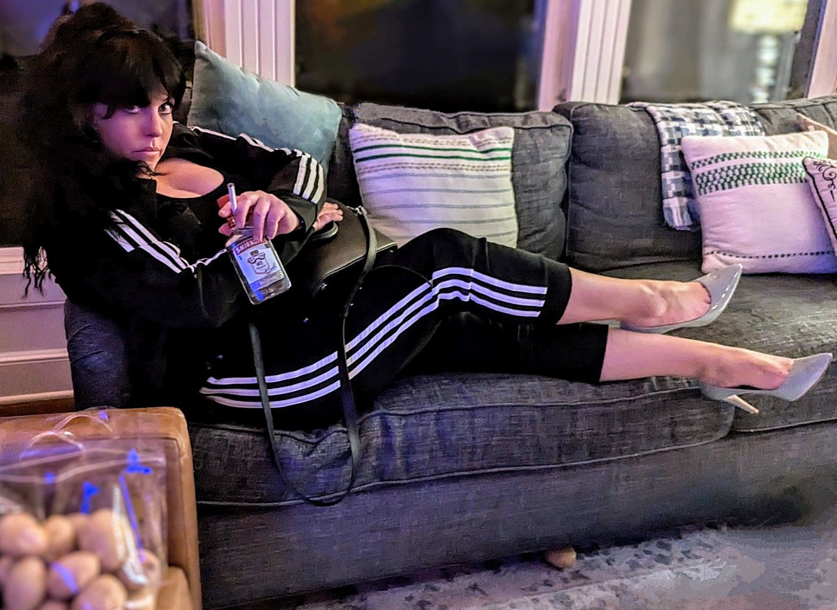 paigeinkansas's tweet image. My mom told me not to go to my high school reunion as 22-year-old 🇷🇺 widow Oksana and now I want to go to my high school reunion as 22-year-old 🇷🇺 widow Oksana. 🤔🥔