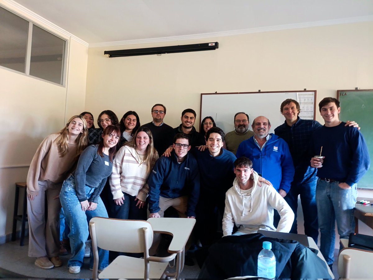 Un gustazo haber dictado clase de Ecofisiología de trigo en el Curso de Posgrado de FCA, UNMDP! Los alumnos parecen felices!
