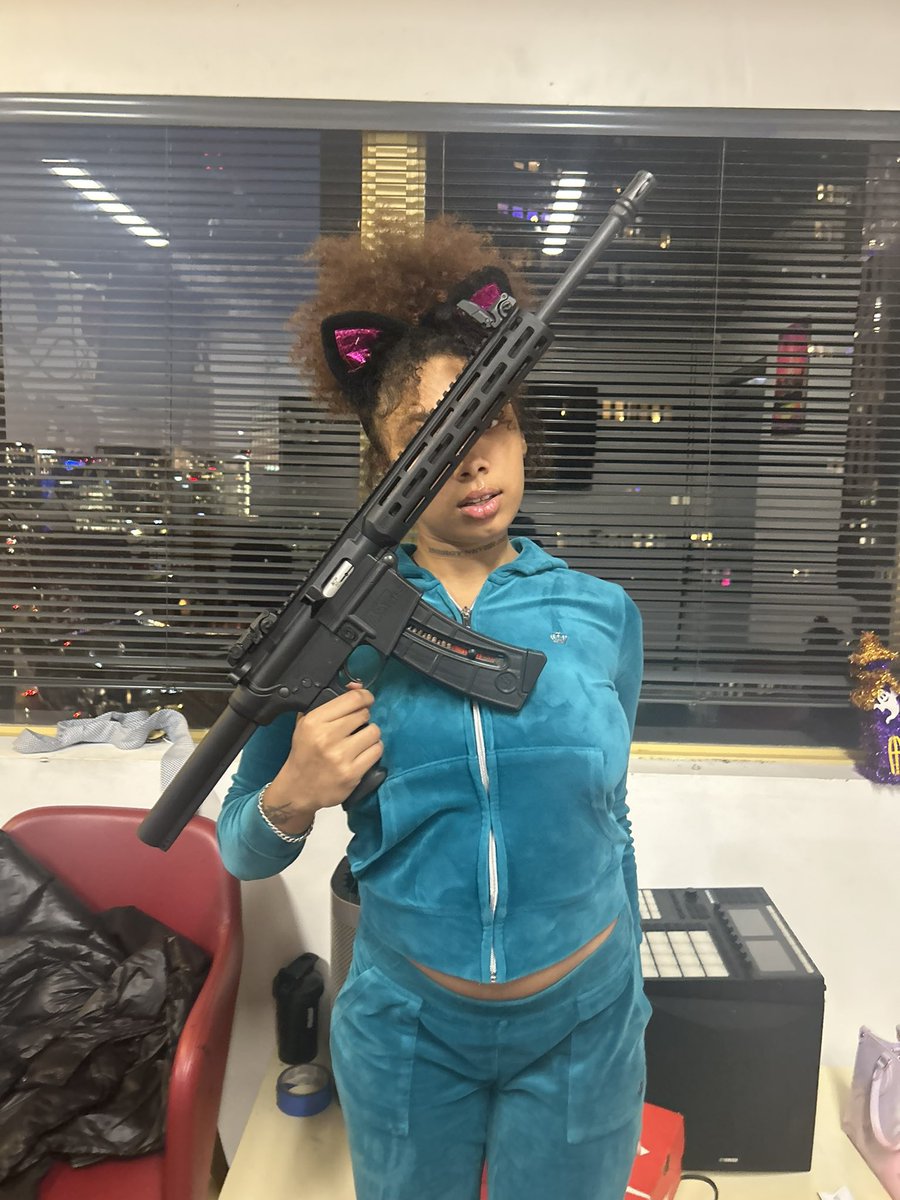 geekygeekybaaby's tweet image. Don&apos;t play
