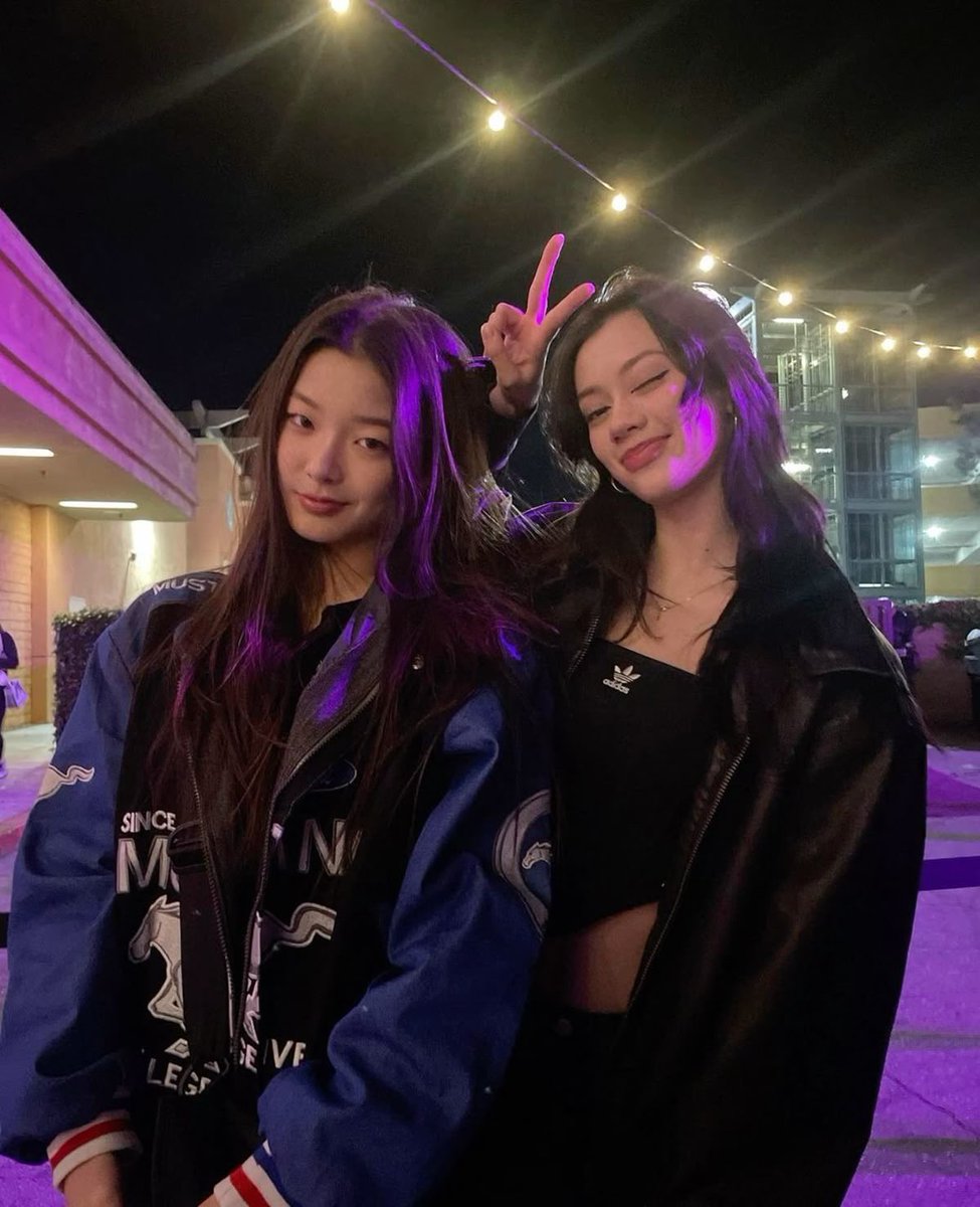 xelwsd_'s tweet image. meichae and their fem futch agenda/saga 
a thread: