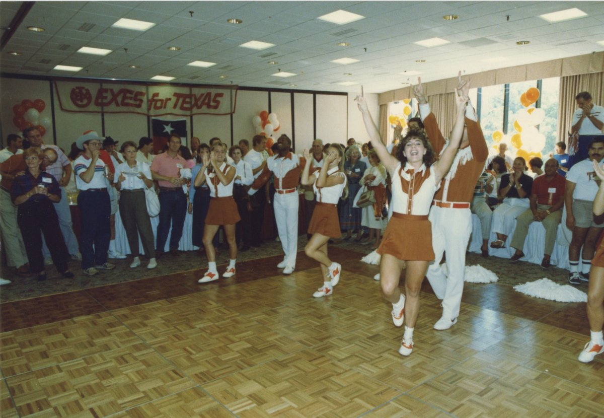 TexasExes's tweet image. This #LonghornFriday, we're throwing it back to 1989! What year did you graduate? 🤘
