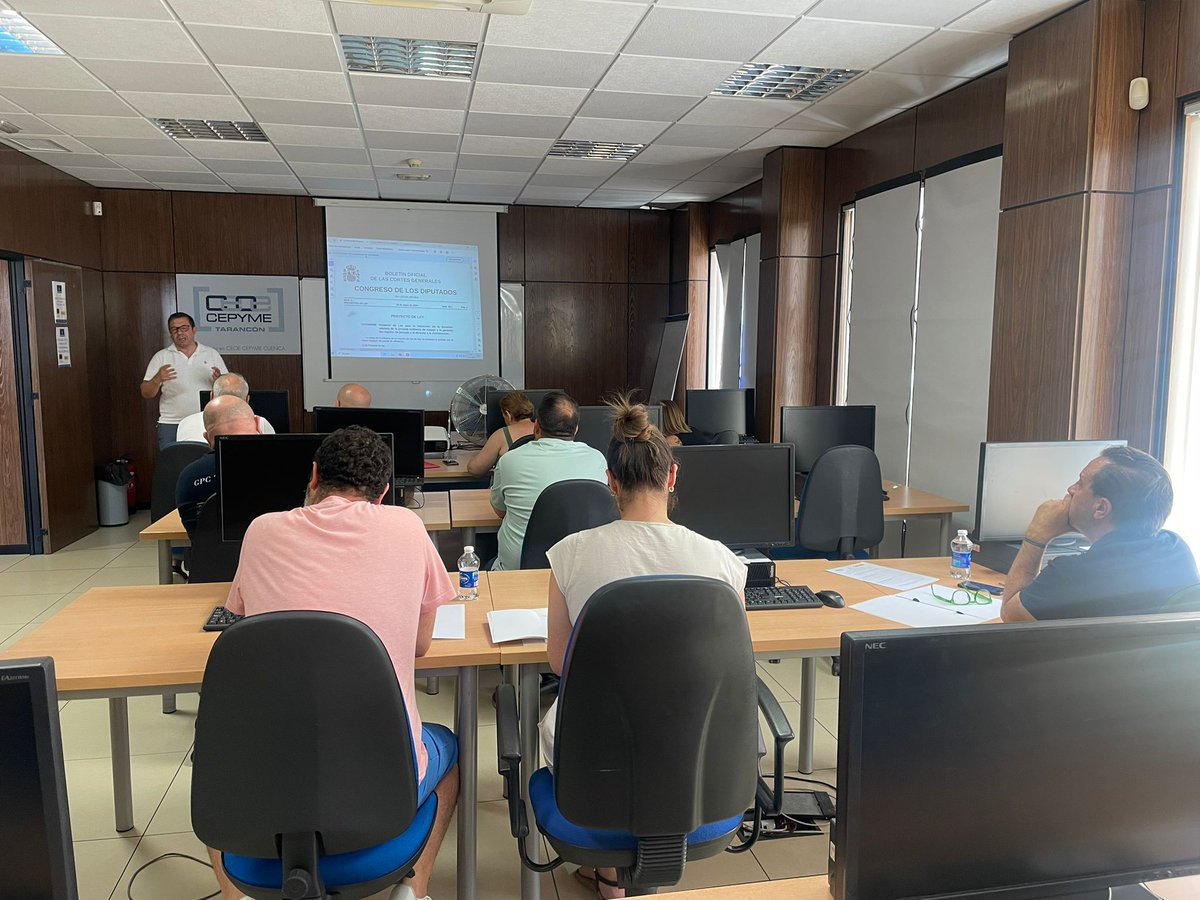 CEOE CEPYME CUENCA (@ceoecuenca) on Twitter photo Gran participación de los empresarios de <a href="/CEOETARANCON/">CEOE CEPYME TARANCON</a> en las charla sobre reducción de jornada <a href="/ceoecuenca/">CEOE CEPYME CUENCA</a> <a href="/empleogob/">Ministerio Trabajo y Economía Social</a> <a href="/gobjccm/">Gobierno de Castilla-La Mancha</a> ceoecuenca.es/portal/lang__e… Gran participación de los empresarios de <a href="/CEOETARANCON/">CEOE CEPYME TARANCON</a> en las charla sobre reducción de jornada <a href="/ceoecuenca/">CEOE CEPYME CUENCA</a> <a href="/empleogob/">Ministerio Trabajo y Economía Social</a> <a href="/gobjccm/">Gobierno de Castilla-La Mancha</a> ceoecuenca.es/portal/lang__e…