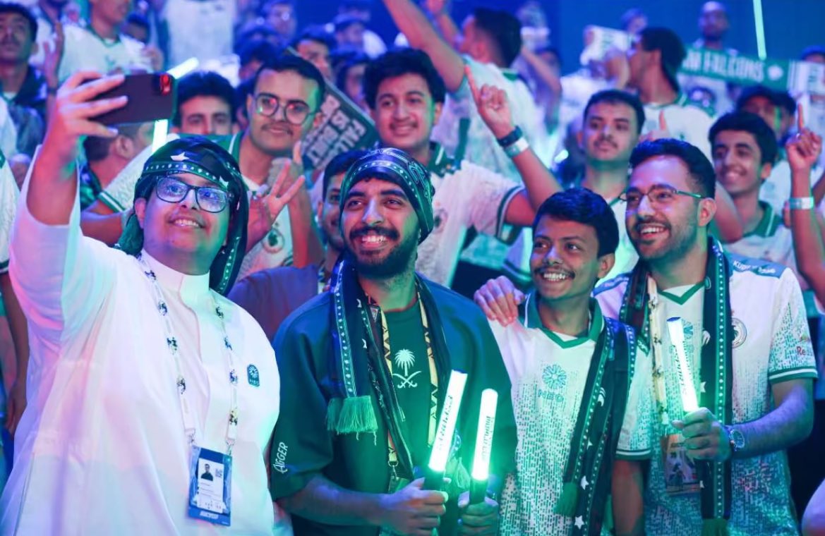 يعطيكم العافيه على حضوركم ودعمكم <a href="/GreenFalconsGG/">رابطة الصقور الخضر</a> 
ونشوفكم بكره باذن الله 💚