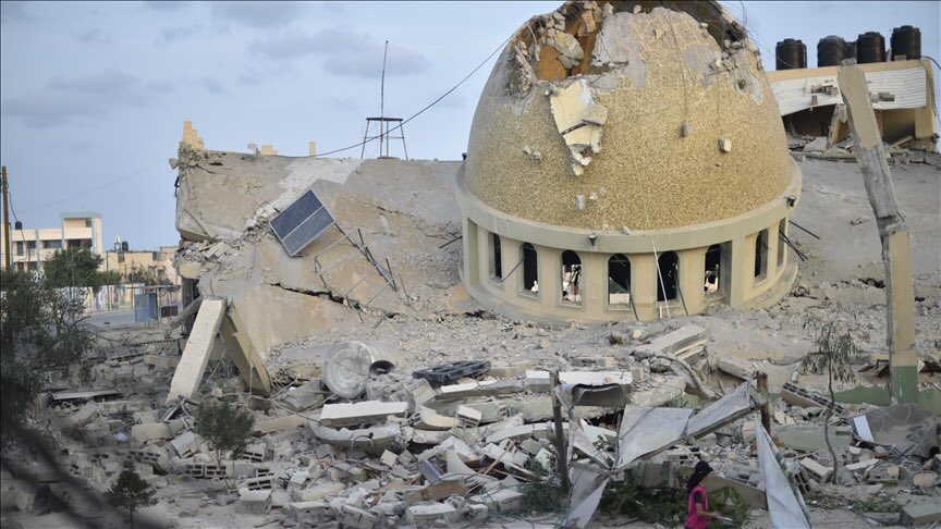 khalidfhad's tweet image. Terrorism does not recognize religions .. 🇮🇱 ☠️
Israel bombs mosques, churches, hospitals, schools, homes, and camps. In short, Israel is killing humanity, morality, and beauty in the world .
#palestine #gaza #Eastern_christians #Christianity