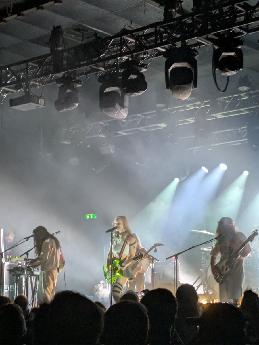 JoshFairhurst11's tweet image. Wet Leg tonight at Electric Ballroom in Camden. Brilliant new album #Wetleg