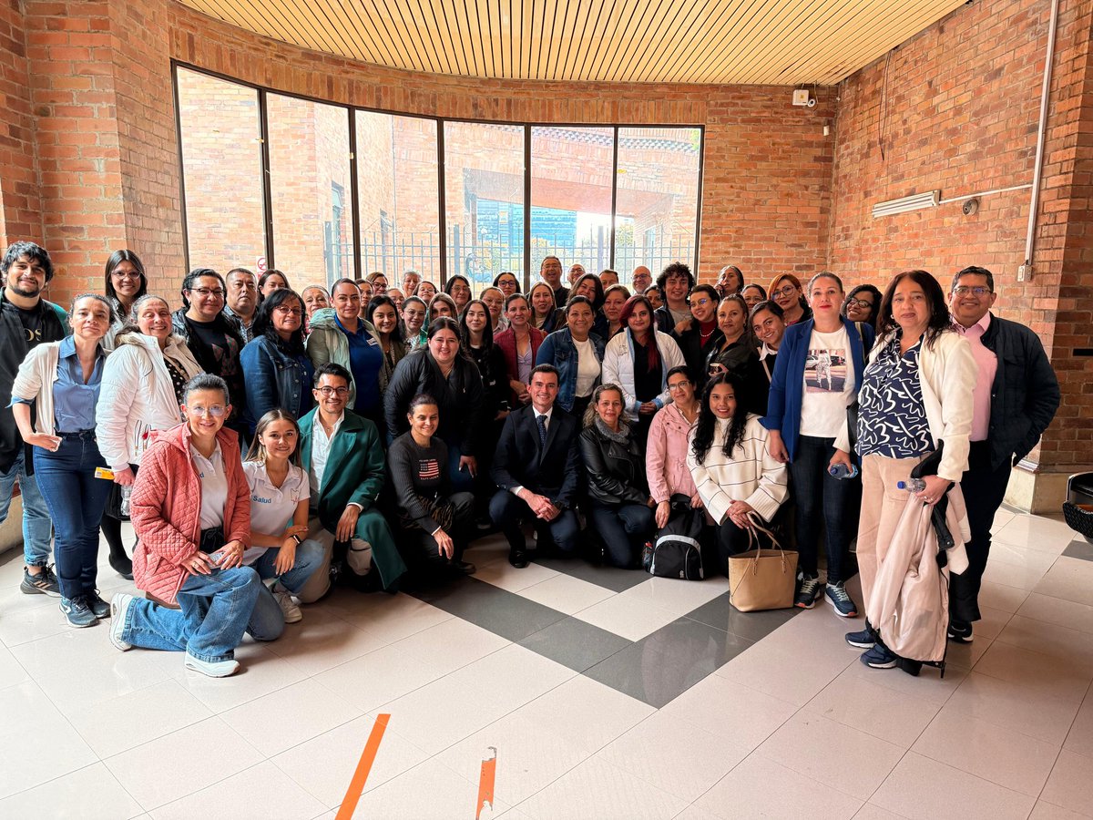 Telaraña Farmacéutica tweet media