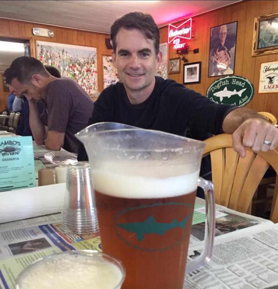 JGinfo's tweet image. Jeff Gordon: "In Dover there's a place (Sambo's Tavern) that some of the teams go to. You sit at long tables and you're cracking open crab shells and just having a good time. Stuff like that is a great way to take your mind off the competition and the daily grind." #NASCAR