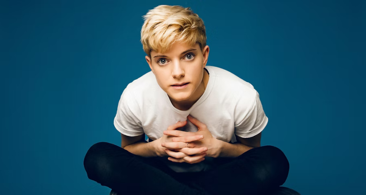 themontrealer's tweet image. Award-winning comedian Mae Martin is back for another JFL show😂
🤣Mae Martin & Friends - an amazing evening at L’Olympia, surrounded by some great, funny friends.
👉Learn more about Mae. : themontrealeronline.com/esla
@TheMaeMartin @justforlaughs @olympiamontreal #Montreal