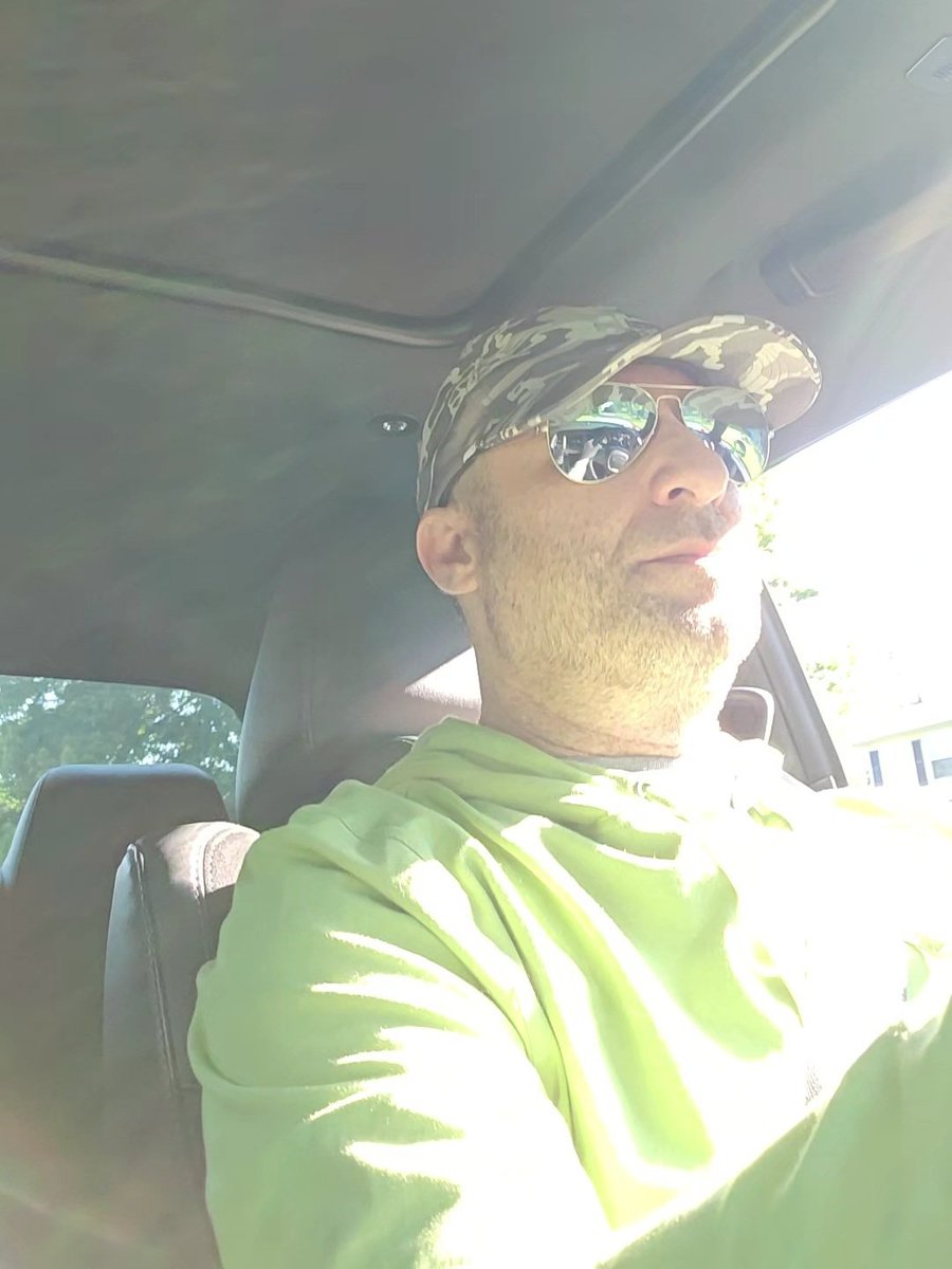 ChallengerJoe's tweet image. Cruising into Friday #LikeThis