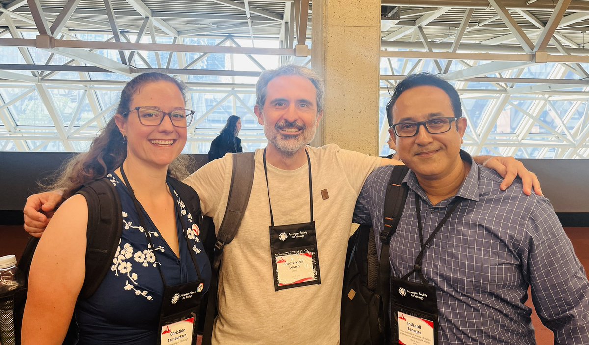 indranilb4u's tweet image. Truly an honor to present our research at the @AmerSocVirol 2025 meeting in Montreal. What made it even more special was reuniting with old friends from my PhD lab—after a decade and a half! #ASV2025 #ScienceReunion #Virology @IiserMohali @CVLab_IISERM @DBS_IISERM