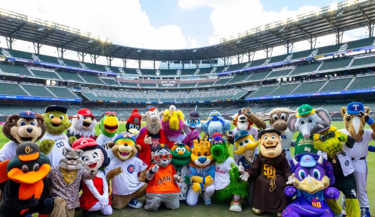 All-Star Mascot Roll Call 2025

*Mr Met was Lumineering behind and missed this one