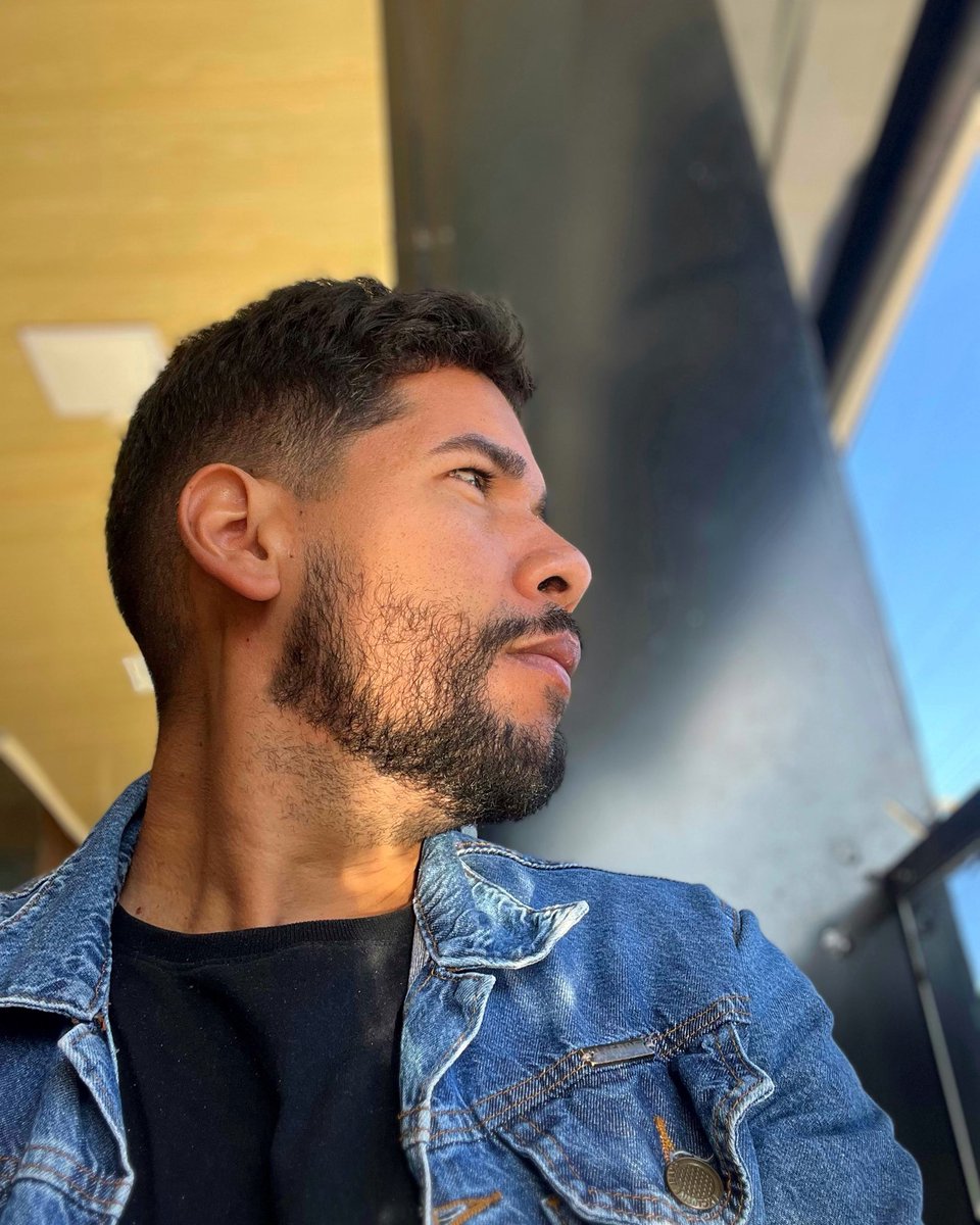 psou0363's tweet photo. De hoje 😏 https://t.co/dOVnnIdMHh