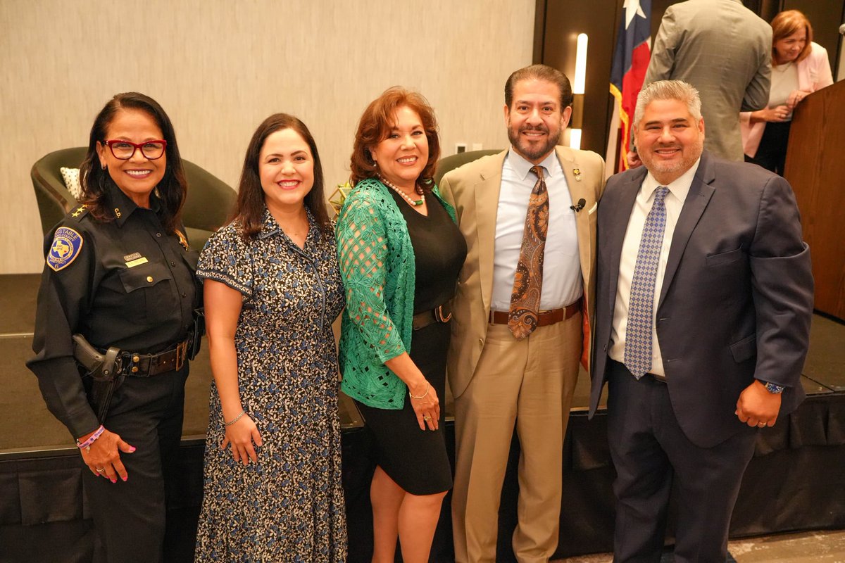 JudgeTrevinoIII's tweet image. Great times with great friends celebrating the great State of our Precinct. Thank you @HarrisCoPct2 Commissioner @AdrianGarciaHTX and your awesome staff, keep up the amazing work! #STRONG
