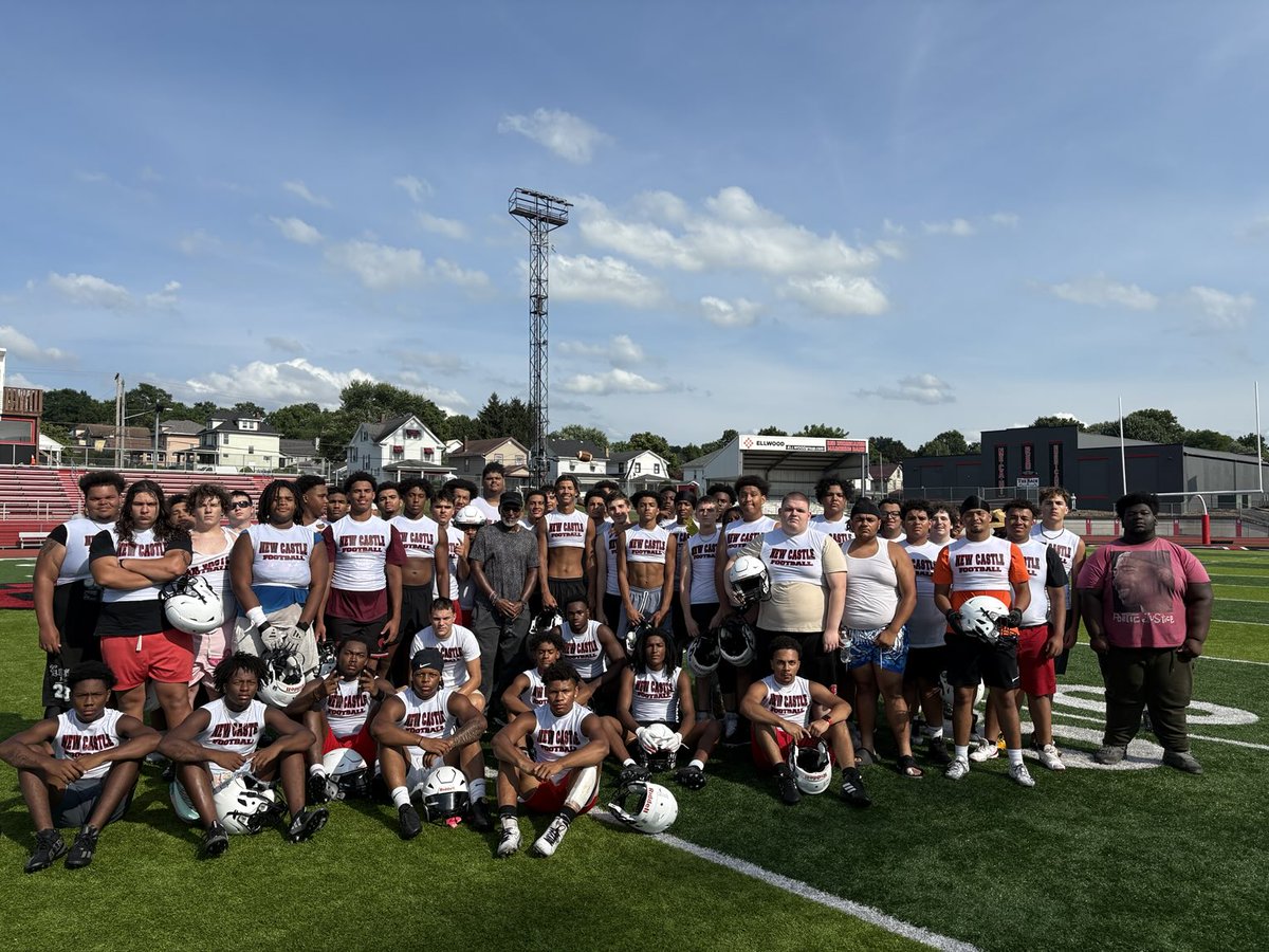 It was an honor to have former Red Hurricane great Lynn Hailstock stop by and address the team.  #ChampionsPlayHere #Family #Tradition