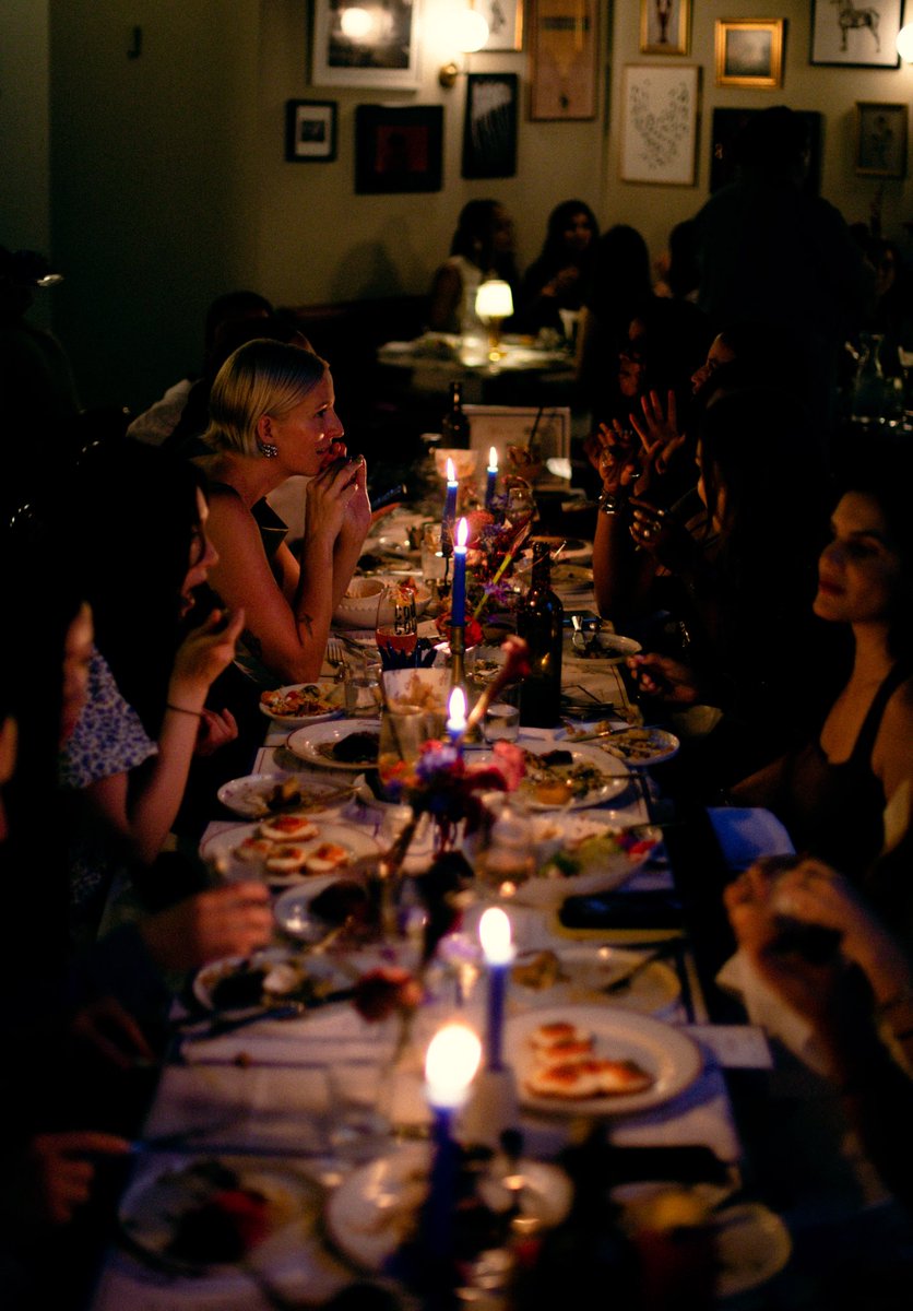 BoysClubWorld's tweet image. This week we hosted a dinner in LA alongside @base with 40 creators and millions of followers.
We introduced them to the base app, talked about the future of social, and showed them how it pays to be early