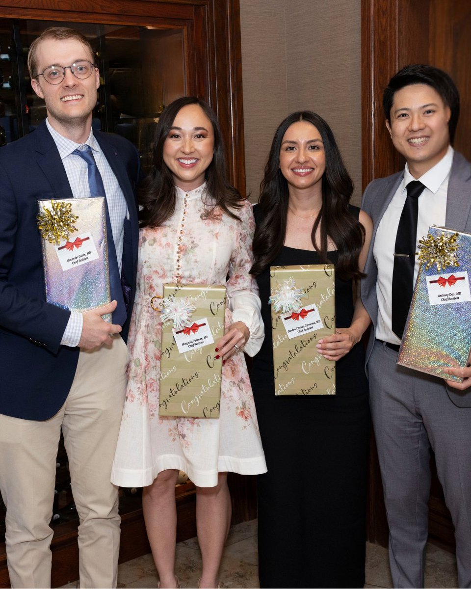 UTSW_Anesthesia's tweet image. Congratulations to our Anesthesiology Residency Class of 2025! 🎓✨
We are so proud to celebrate the incredible journey of our graduating residents! Wishing each of you the best of luck as you step into the next chapter! 🌟🌟