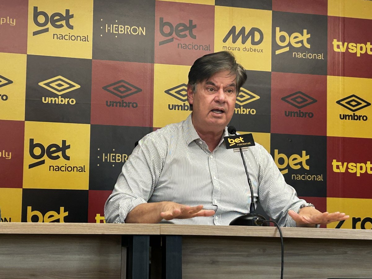 insta: @reporterantonio (@reporterantonio) on Twitter photo 🔴⚫️🦁| Breve resumo da coletiva de Ademar Rigueira, advogado criminalista e Presidente do Conselho Deliberativo do <a href="/sportrecife/">Sport Club do Recife</a>:
- Clube já trabalha para identificar TODOS os envolvidos e presentes na invasão ao CT no dia de ontem.
- Amanhã acontecerá uma reunião com o 🔴⚫️🦁| Breve resumo da coletiva de Ademar Rigueira, advogado criminalista e Presidente do Conselho Deliberativo do <a href="/sportrecife/">Sport Club do Recife</a>:
- Clube já trabalha para identificar TODOS os envolvidos e presentes na invasão ao CT no dia de ontem.
- Amanhã acontecerá uma reunião com o