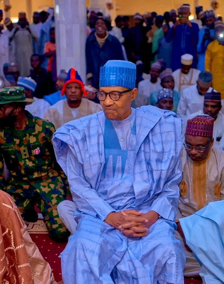 baby_done1's tweet image. 🇳🇬 Smart people don't forget she never and ever Buhari. 😭🙏