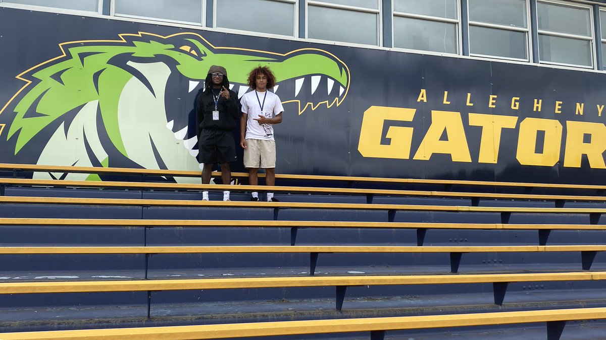 Dareon “stash” Ripley (@dareonripley1) on Twitter photo Had an amazing experience <a href="/AlleghenyFB/">Allegheny Football</a> . Thank you <a href="/CoachWills88/">Tyler Wills</a> <a href="/Coach_Layer/">Braden Layer</a> for having me ! <a href="/TyroneSessom/">Tyrone “Sessoms” Sessom</a> <a href="/CoachRoach757/">Rochelle Peebles III</a> <a href="/CoachFerg757/">Darius Ferguson</a> <a href="/Dtrell757/">Coach Leonard</a> <a href="/Malik50Jones/">Coach Malik Jones</a> <a href="/coachLeonScott1/">Leon Scott</a> Had an amazing experience <a href="/AlleghenyFB/">Allegheny Football</a> . Thank you <a href="/CoachWills88/">Tyler Wills</a> <a href="/Coach_Layer/">Braden Layer</a> for having me ! <a href="/TyroneSessom/">Tyrone “Sessoms” Sessom</a> <a href="/CoachRoach757/">Rochelle Peebles III</a> <a href="/CoachFerg757/">Darius Ferguson</a> <a href="/Dtrell757/">Coach Leonard</a> <a href="/Malik50Jones/">Coach Malik Jones</a> <a href="/coachLeonScott1/">Leon Scott</a>
