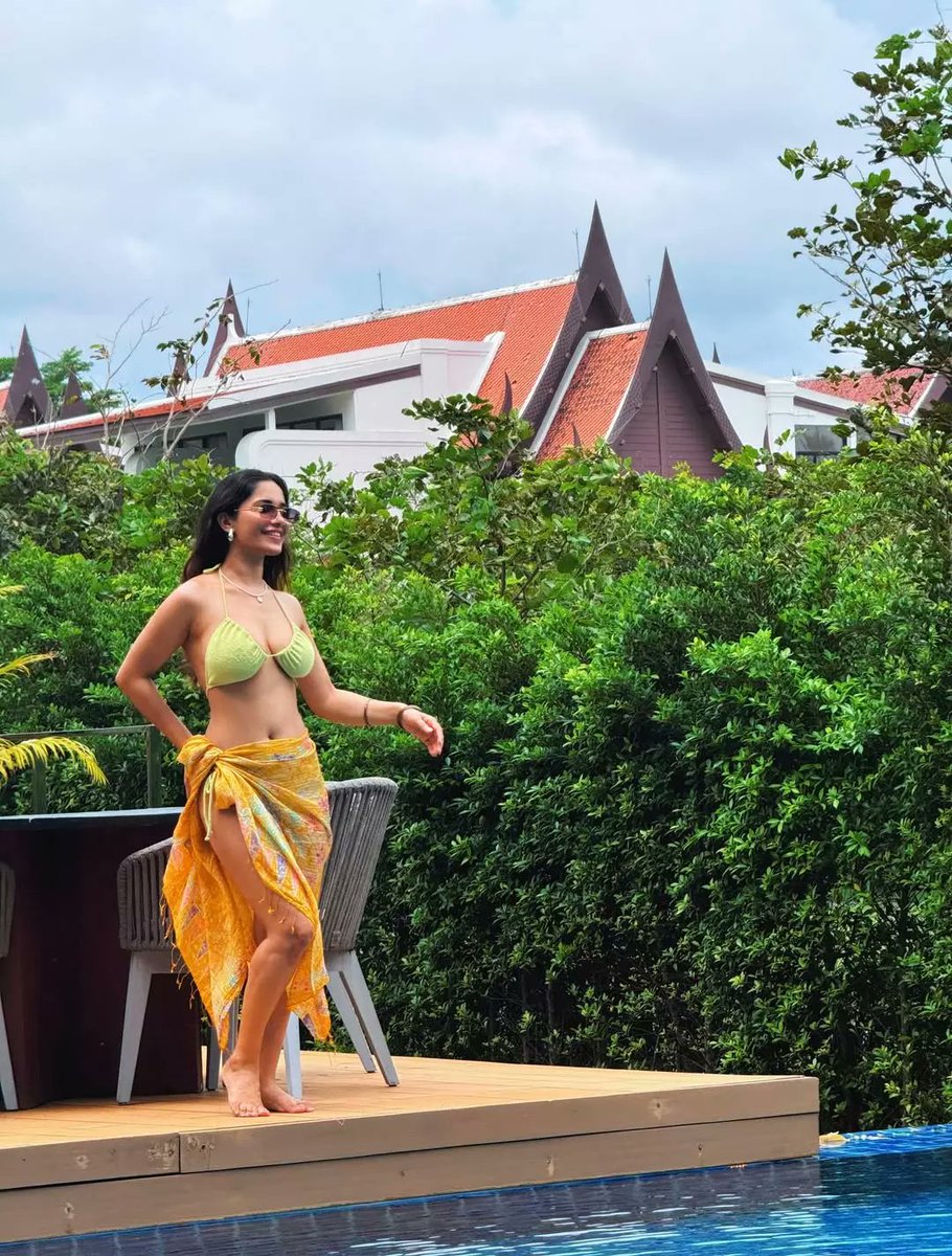 Kumar11619039's tweet image. Actress Ruhani Sharma recently shared a calm and refreshing glimpse of her getaway at JW Marriott Khao Lak Resort and Spa
tupaki.com/photogallery/r…