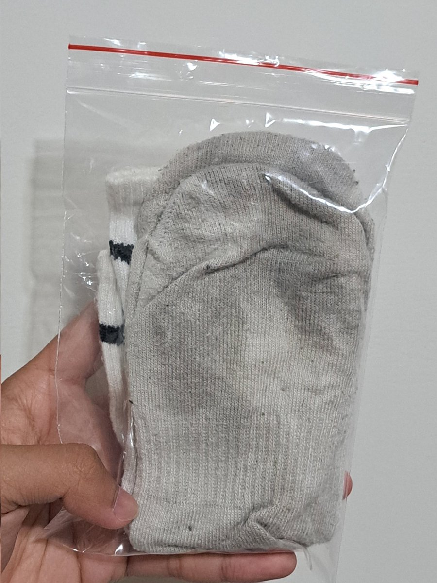 連續穿三個禮拜白襪去運動真的味道很超濃 想要的趕快下單👉myship.7-11.com.tw/cart/confirm/G…