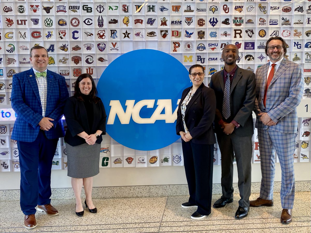 NCAADIII's tweet image. Congratulations to our 5 incredible 2025 Pathway participants! ๐
@SamAtkinsonSID โ @GallaudetBison
Bethany Marren โ @RITathletics
Richard Warren โ @HanoverCollege
Adam Skaggs โ @gosuffolkrams
@Coach_Dee30 โ @HamCollSports
#whyd3 | #NCAALearnLead