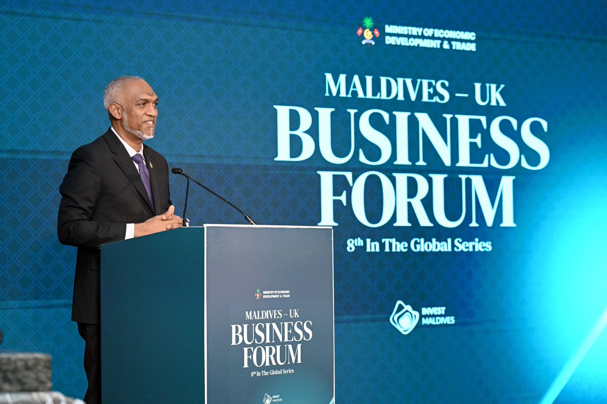 President attends Maldives–UK Business Forum
 presidency.gov.mv/Press/Article/…