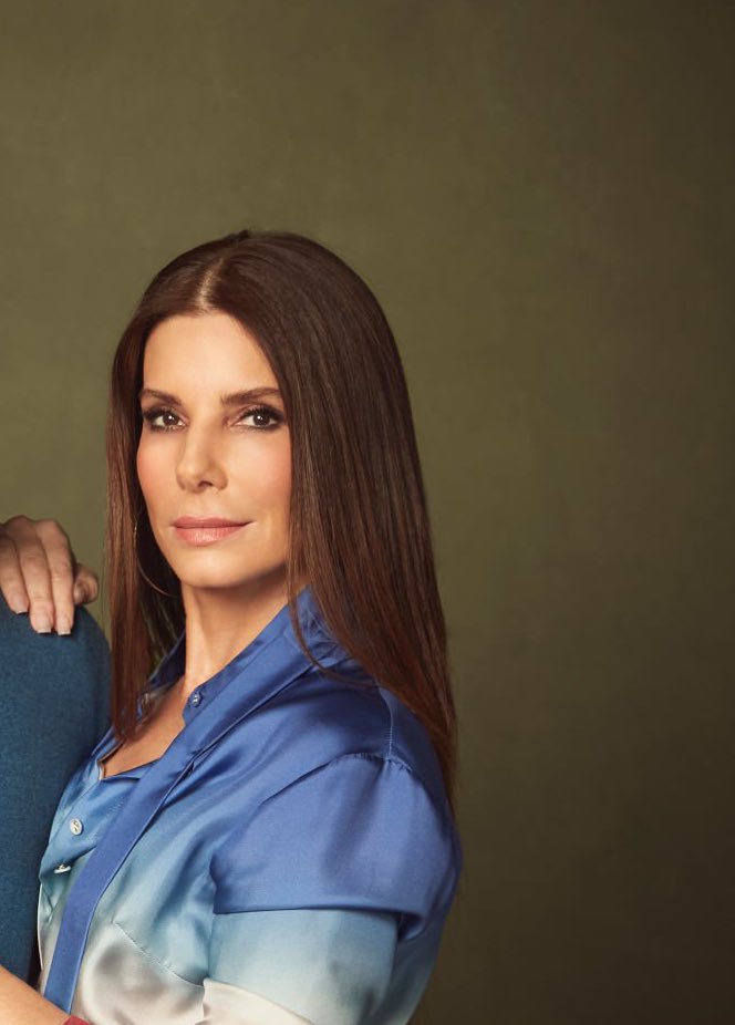 SandraBfansonly's tweet photo. I’m ready to help 20 of my fans finically .. giving each of them $1000 each .. send me a direct message if you need my help .. any first 20 people to message me  with a genuine reason for the money… 🥰🥰🥰 I love you all let keep helping each other 
#sandrabullock https://t.co/2ZZAYMlssF