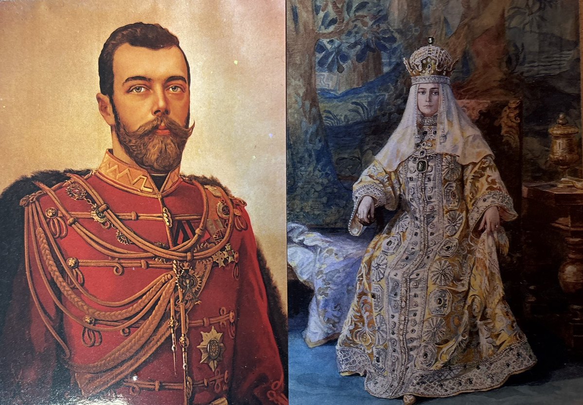 GeertJanssens68's tweet image. 📜 Herinnering aan 17 juli 1918 – Romanov-tragedie
Vandaag herdenken we een van de meest dramatische wendingen in de Europese vorstengeschiedenis. Op 17 juli 1918 werd tsaar Nicolaas II van Rusland, samen met zijn vrouw tsarina Aleksandra Fjodorovna, hun vijf kinderen en enkele…