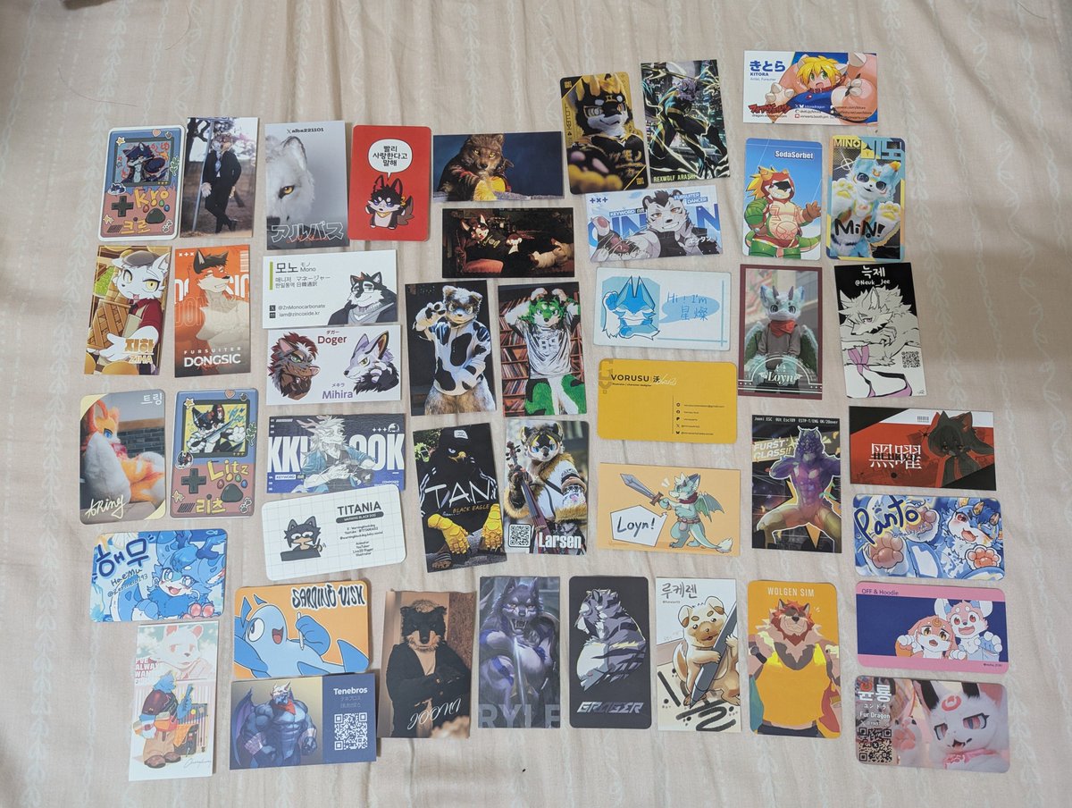 MinelodyWolf's tweet image. I think it&apos;s the first time I post the things I got at the con, but it&apos;s easier to reach out to new friends, so let&apos;s do it 😁

Thanks everyone I met in #FURSTCLASS for giving me such a good memory!

#Furstclass2025