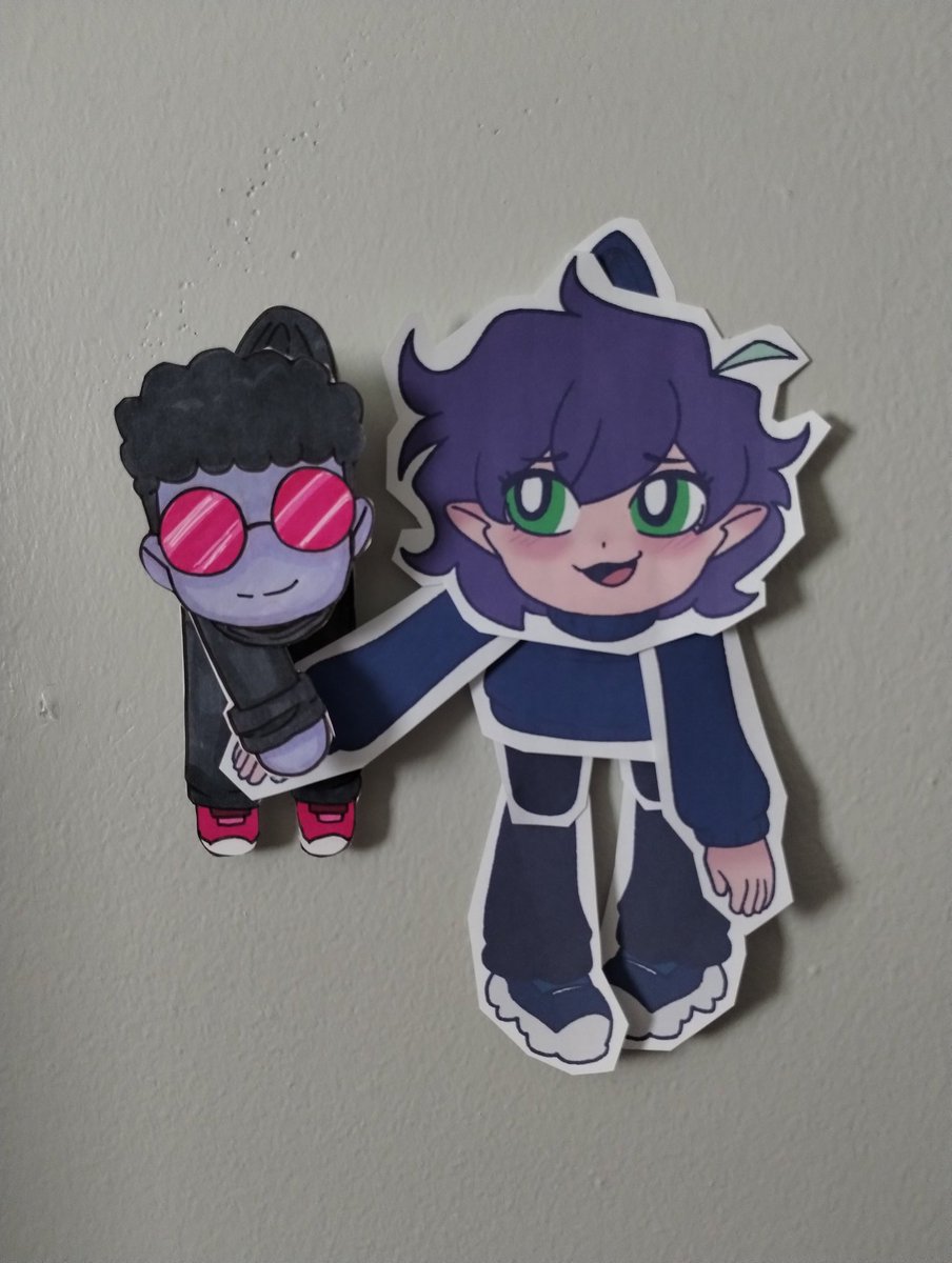 ryu_uwumi's tweet image. The printer made me very big 
#paperpuppet