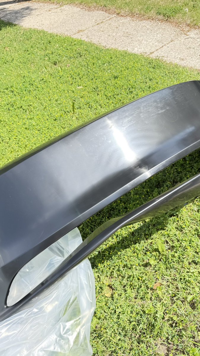 Drive_Protected's tweet image. Love it when you order a brand new Tesla Model 3 front bumper and it shows up damaged in transit😡.
Fun fact - Model 3 front bumper only weighs 20lbs.