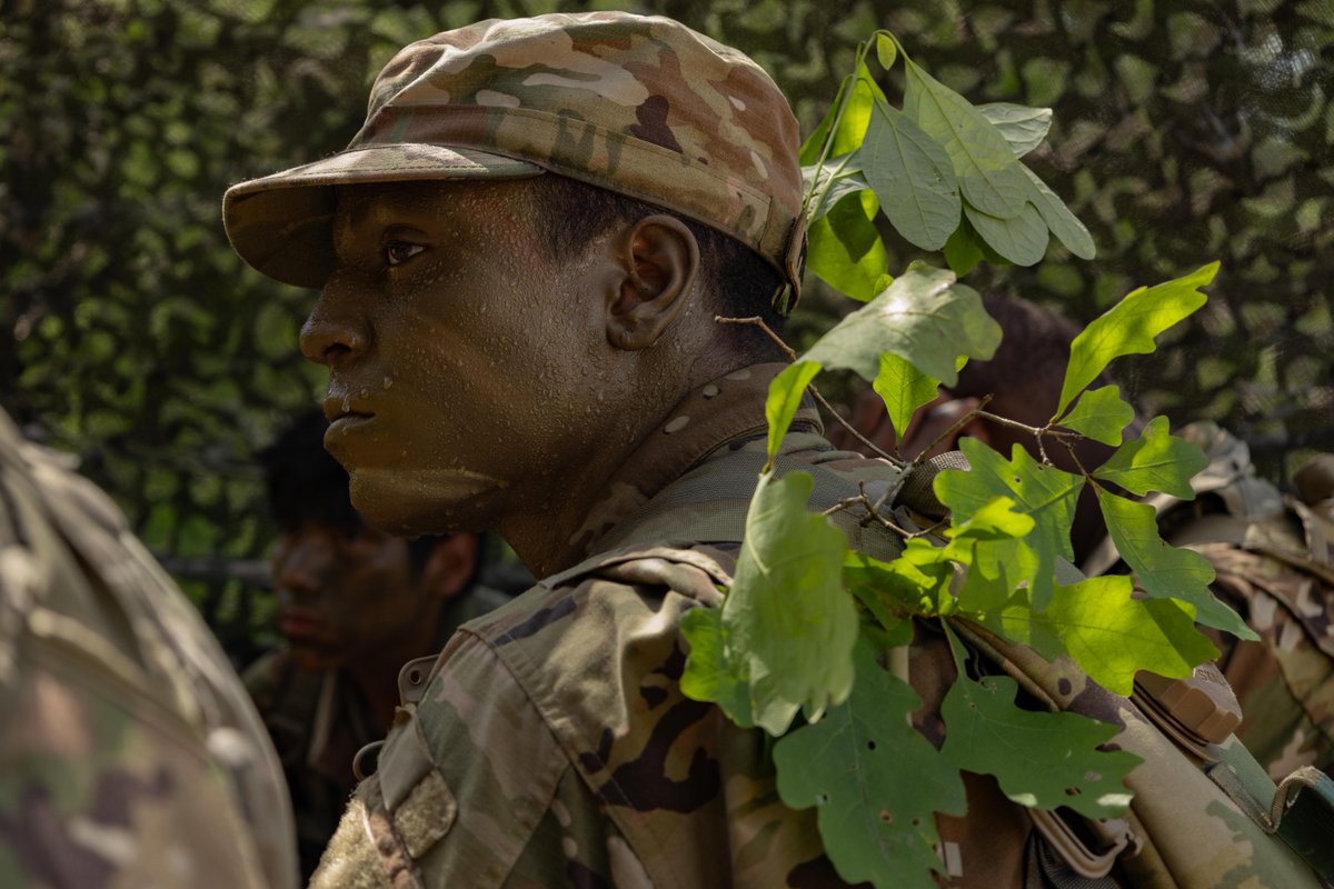 ArmyROTC's tweet image. 1st Regiment #BasicCamp Cadets are learning to lead and getting comfortable in tactical environments during Field Training Exercise.
Check out the link in our bio for more!
馃摳 By Sidney Lasley, Murray State University, CST Public Affairs Office