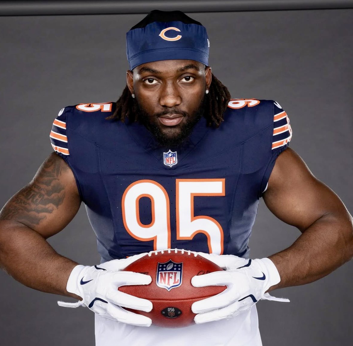 bearsnetwork_'s tweet image. 2 of the 3 #Bears second-round picks have signed their rookie deals.
One more to go…