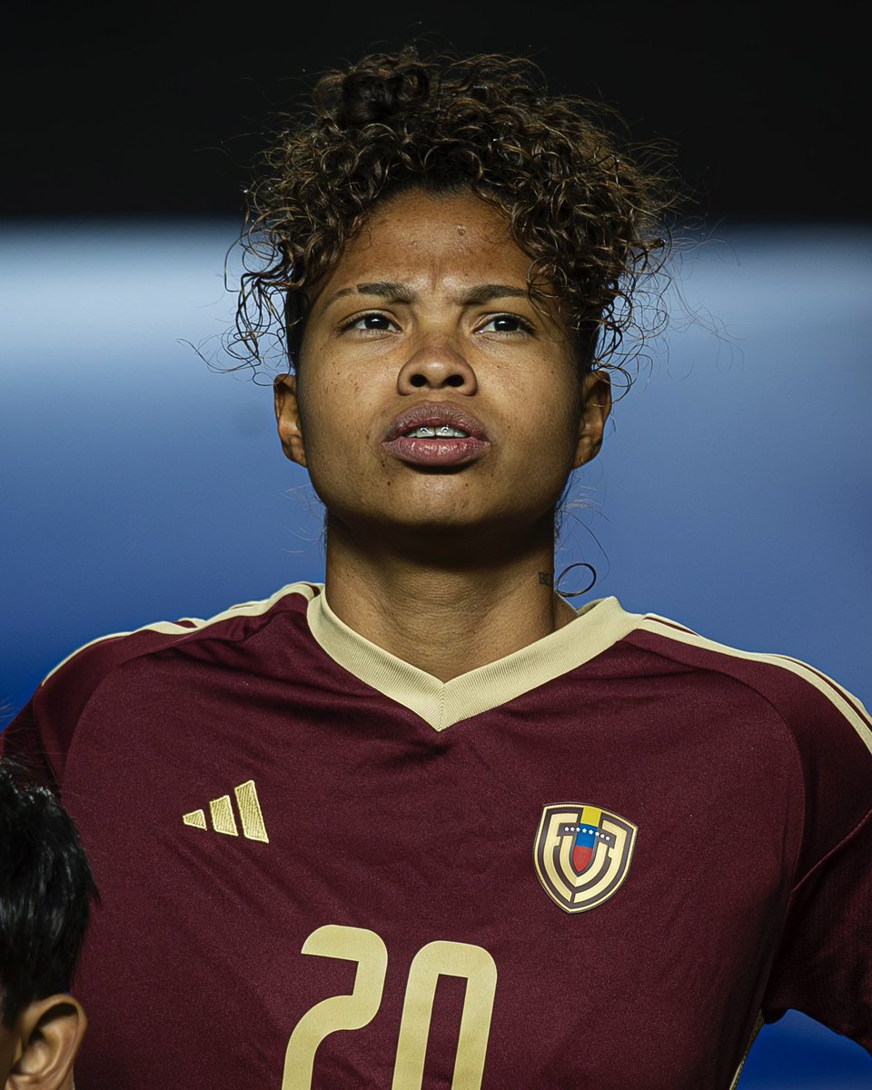 FemeninoFVF's tweet photo. Aura 🙅‍♀️

🔜🆚🇧🇴

#SiempreVinotinto 🇻🇪 https://t.co/YXl6dvTKFQ