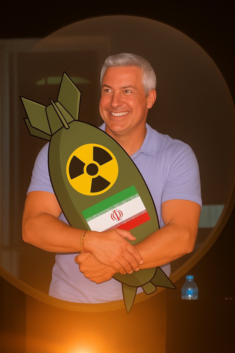 Iranb0mb's tweet image. BREAKING: CEO CAUGHT CHEATING 💣🇮🇷
Exclusive footage reveals who he’s really in love with…
It’s not his wife — it’s $IRANBOMB