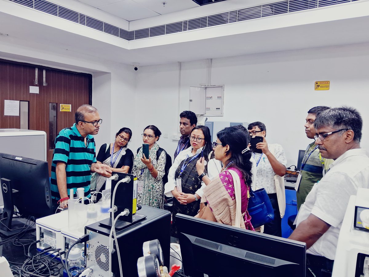 iiserkol's tweet image. The Vigyan Pratibha Regional Centre of IISER Kolkata organised the Vigyan Pratibha Teachers’ Training Workshops for the Science and Mathematics teachers of Class 8 to Class 10 during 7-11 July, 2025.

@EduMinOfIndia 
@HBCSE_TIFR 
@PTI_News @PIB_India 
@skkhare781 @priyank_june