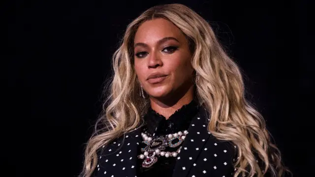 IndianDakotaX's tweet image. 🚨Breaking: Beyonce refuses to fly over states that voted red during the 2024 election.
What's your reaction?