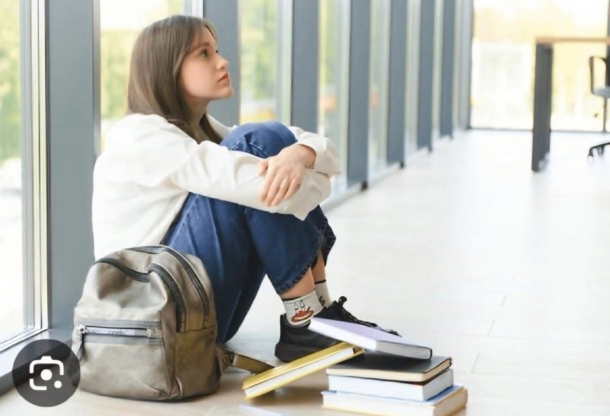 Qué bueno sería que además de las pruebas PISA y símiles que evalúan aprendizajes académicos, pudiésemos valorar cómo se SIENTEN, cómo ESTÁN nuestros adolescentes.
Preocupa mucho los índices de suicidio, depresión y pérdida de sentido, en muchos jóvenes.

Mañana puede ser TARDE!