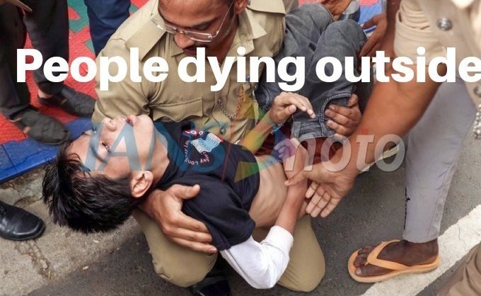 SumitHansd's tweet image. 1. RCB invited public without consulting police: Karnataka government's status report on Bengaluru stampede
2. Arnav Goswami : Kohli didn't meet a single family of victims
Shame on RCB 🩸 Shame on Virat Kohli 🩸 Shame on RCB Team ❤️
BAN RCB FOR LIFETIME
#BengaluruStampede