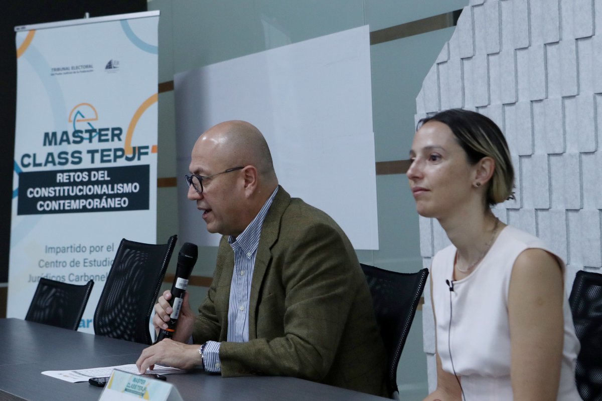 TEPJF_EJE's tweet photo. 🧠 ¡Gracias por acompañarnos en esta #MasterClassTEPJF!
Agradecemos especialmente a la Dra. Lucía López por su valiosa participación.
Si te lo perdiste o quieres revivirlo, aquí puedes ver la sesión completa:
📺 https://t.co/fleT3ZJ5A3 https://t.co/H3YS7ziDoS