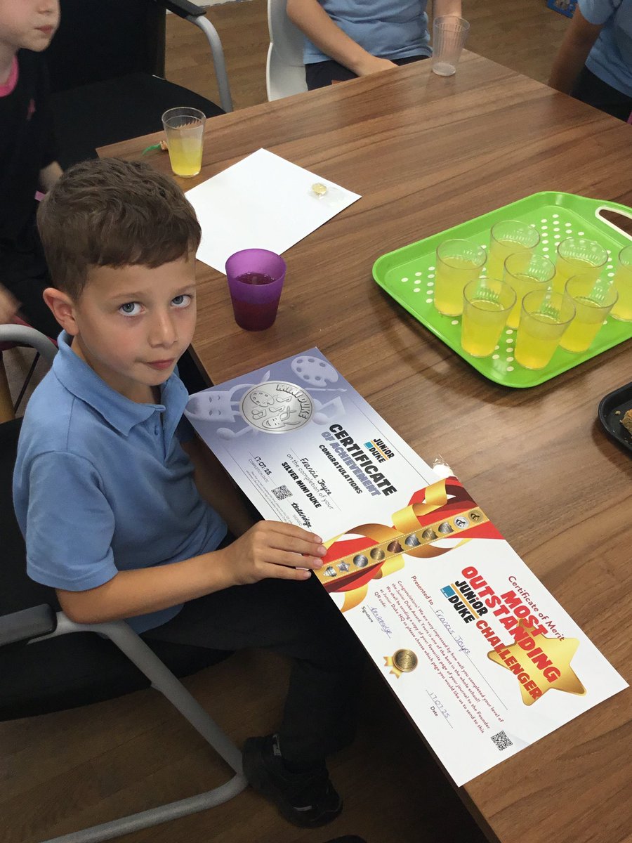 A massive congratulations to our students for completing the necessary tasks to gain their Junior Duke Awards this year 🥳

I’m certain you have learnt so much and become more resilient, independent and confident young role models!

#RockFerryCrew