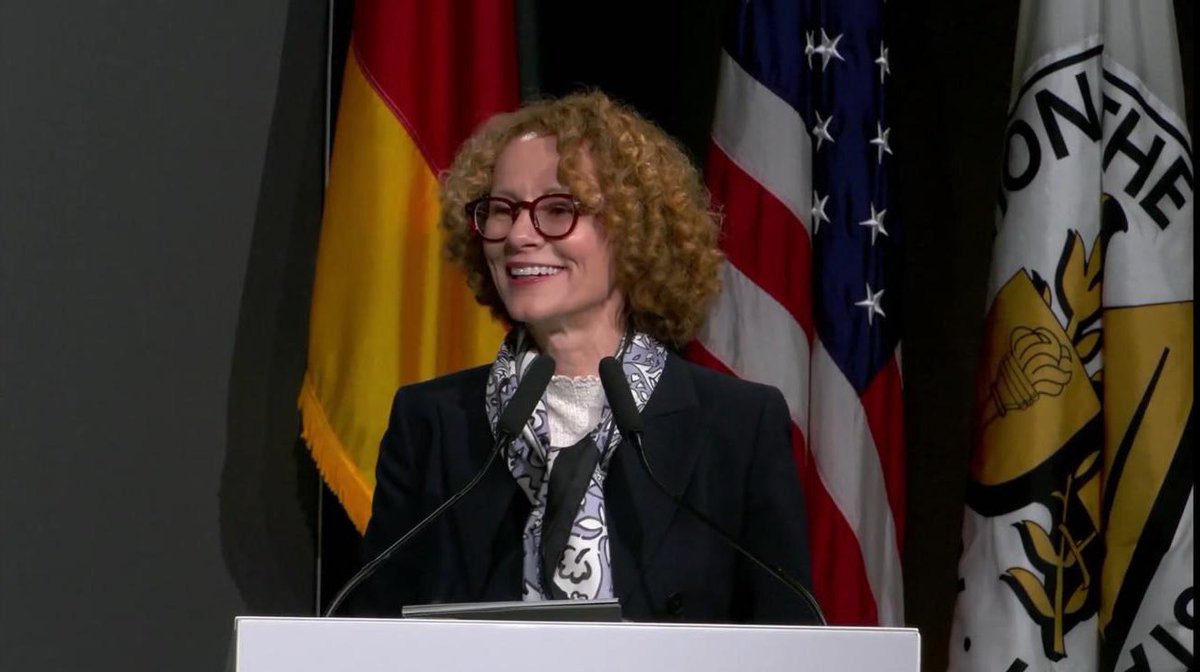 DepSecGenNATO's tweet image. A pleasure to address #LANDEURO in 🇩🇪 Wiesbaden & praise the military's vital role in keeping us safe. #NATO Allies have world-class defence companies, researchers, and entrepreneurs. But we need to do more, better and faster #WeAreNATO
➡️ bit.ly/4kNRRv3