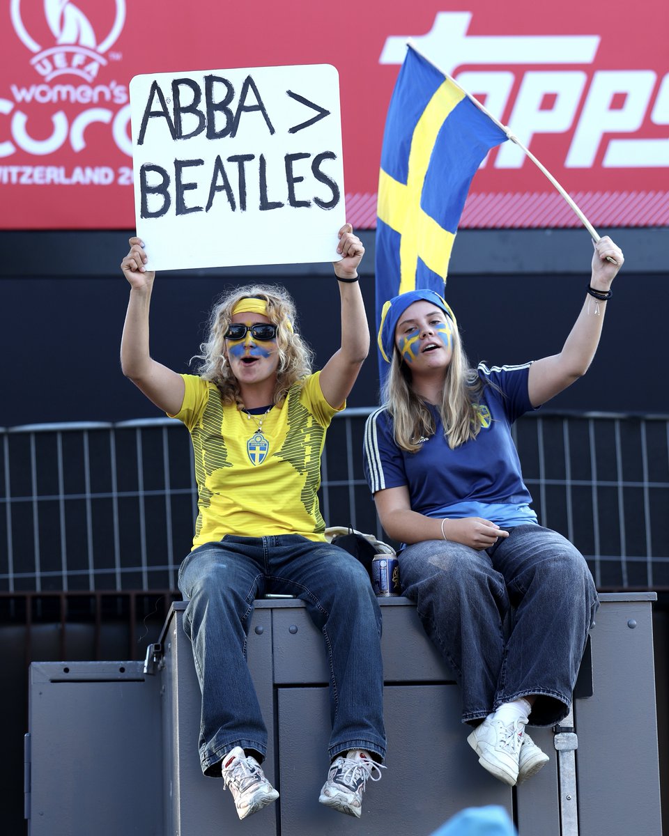 WEURO2025's tweet photo. 🇸🇪🎶😅

#WEURO2025 https://t.co/5lan2LpSb1