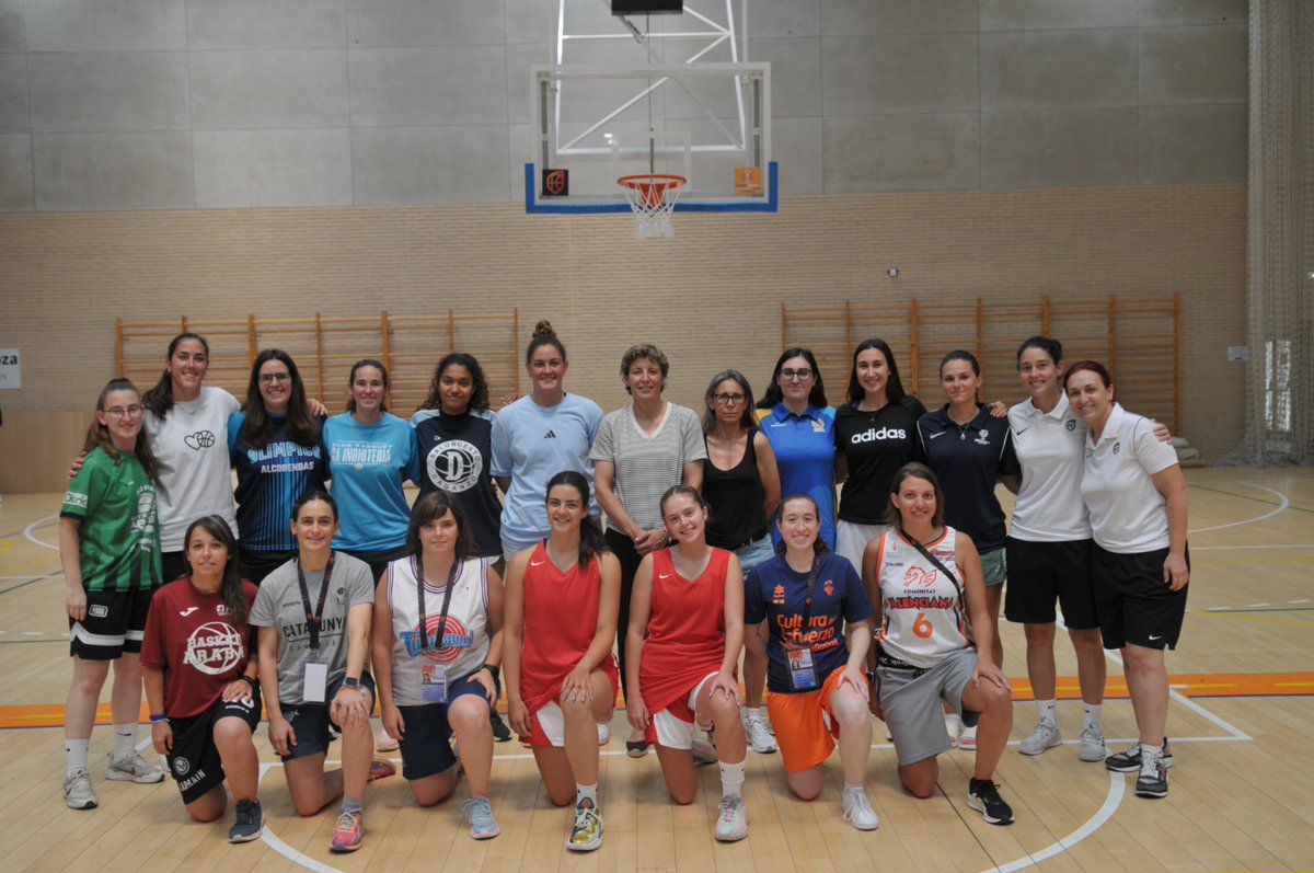Baloncesto España tweet media