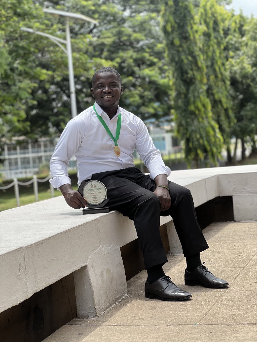 ignas_osei's tweet image. Leadership is service. Recognition is a bonus.✨
Honored to be named the Outstanding JCRC Executive at the 3rd edition of the Vice-Chancellor Excellence Awards.
Indeed, I have come this far by the Grace of God.
Much thanks to all who made it worth it.
🖤💛🎉
#VCSEA25