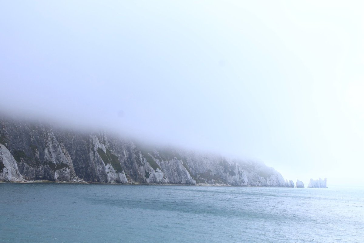 Bran509's tweet image. Ok, our beautiful daughter came to visit me today at @VisitTheNeedles , only 16 and just took up photography.
These are some of her photos from today
Hope you like them
Brilliant 📸📸📸
@VisitIOW @Isleofwight @Siennaeva11 @islandvisions @Availablelightp @BBCSouthWeather…