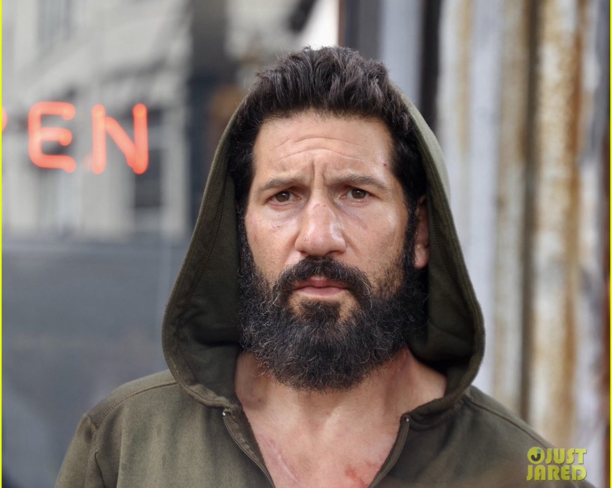 therealsupes's tweet image. Jon Bernthal on set for The Punisher Special Presentation!