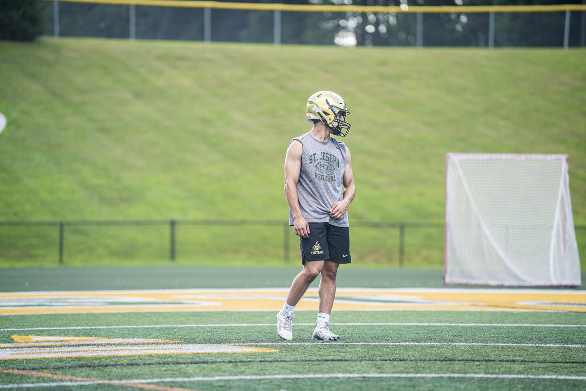 Sophomore season 🔜
<a href="/MylesOlufemi/">O_Dayo</a> 
<a href="/SJRFB/">SJR Football</a>